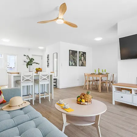 בית נופש Garden House In Golf Del Sur Adf18
