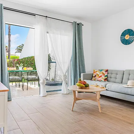 בית נופש Garden House In Golf Del Sur Adf18